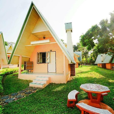 Touch Star Resort - Doi Inthanon Чом Тонг Екстериор снимка