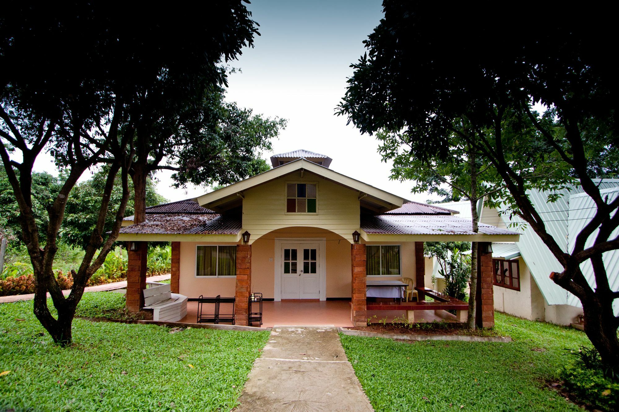 Touch Star Resort - Doi Inthanon Чом Тонг Екстериор снимка